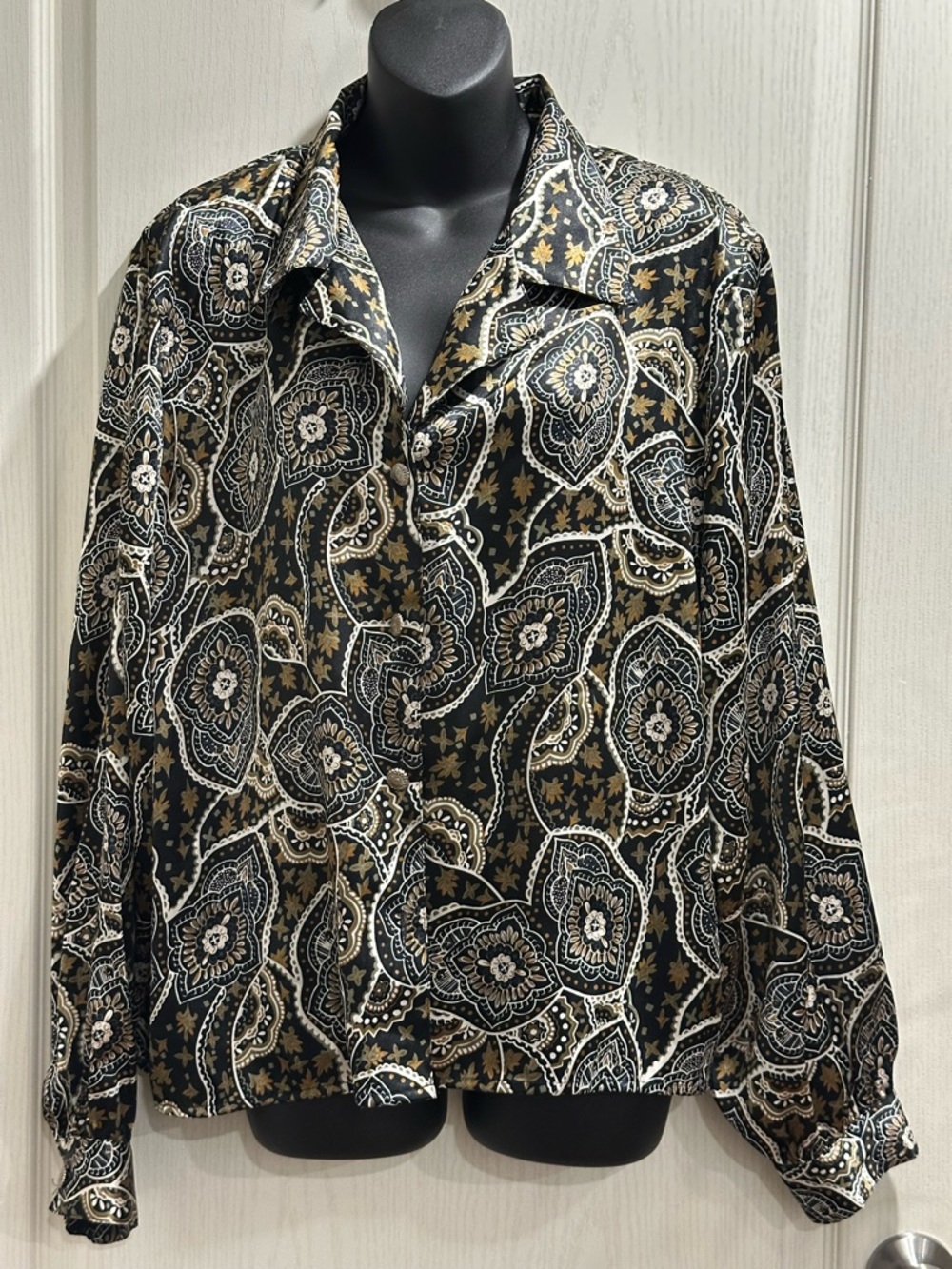 Vtg 80s Womens Black & Gold Paisley Button-Down Shirt XL | dark boho whimsigoth